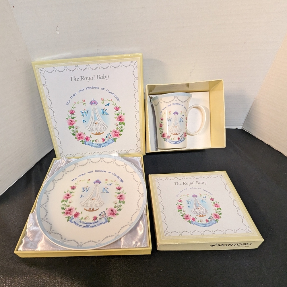New McIntosh The Royal Family Baby Duke & Duchess of Cambridge Plate & Mug 2013